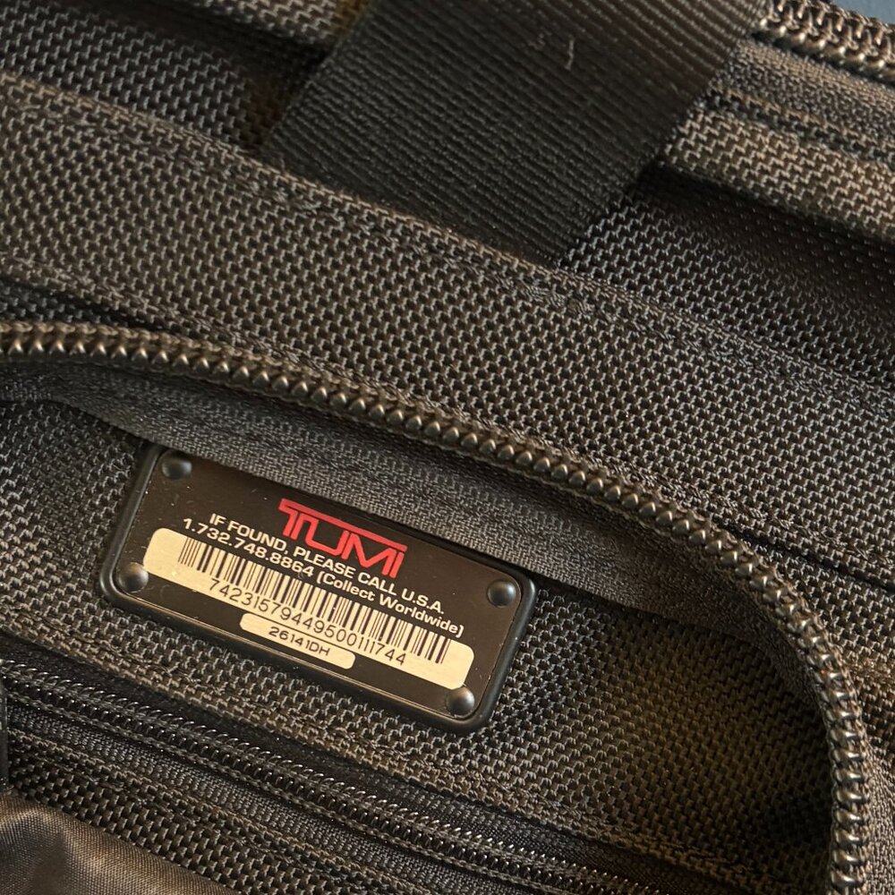 Tumi Alpha Briefcase Ballistic Laptop Bag Black Nylon Expandable 26141DH - Picture 3 of 11